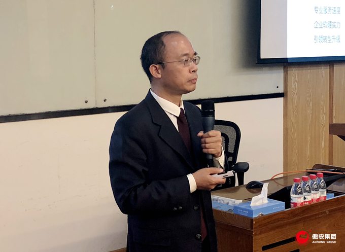 201804131418075885 ONE游戏官网-皇马巴塞赞助商