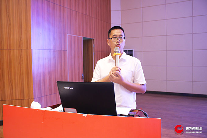 201807031011523011 ONE游戏官网-皇马巴塞赞助商