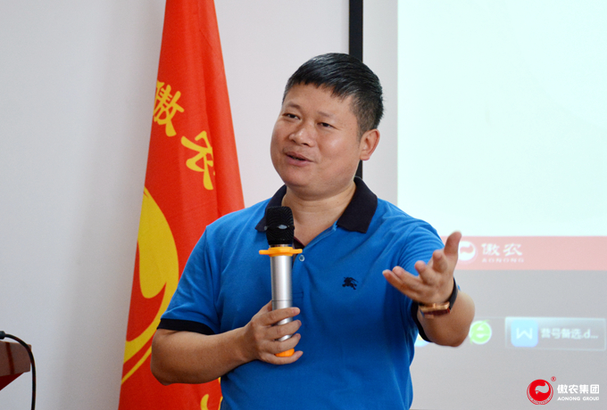 201807290830558551 ONE游戏官网-皇马巴塞赞助商