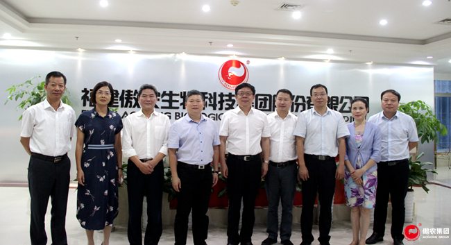 201809110849442819 ONE游戏官网-皇马巴塞赞助商