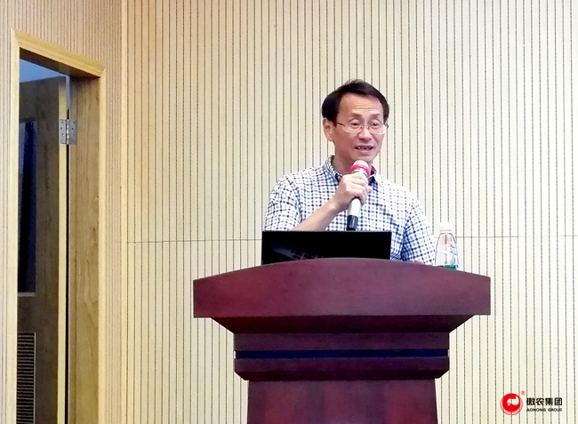 201810311428007026 ONE游戏官网-皇马巴塞赞助商