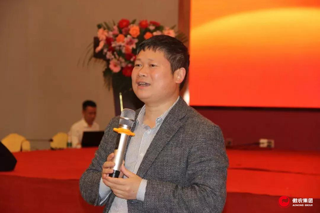 201904250852165525 ONE游戏官网-皇马巴塞赞助商