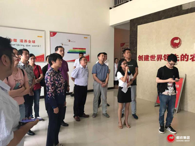 201906211736368402 ONE游戏官网-皇马巴塞赞助商