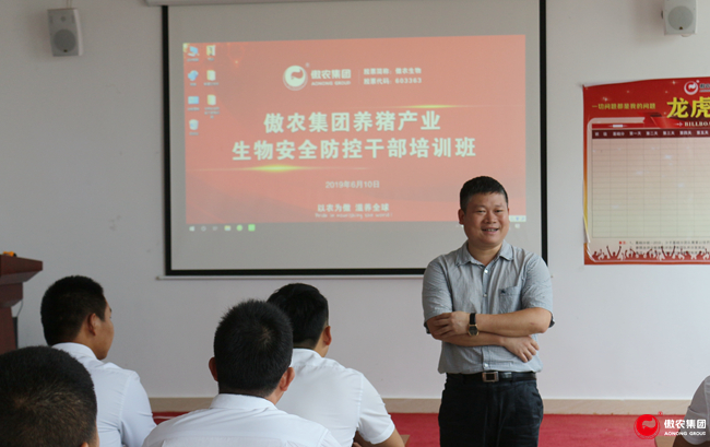 201906250837232939 ONE游戏官网-皇马巴塞赞助商