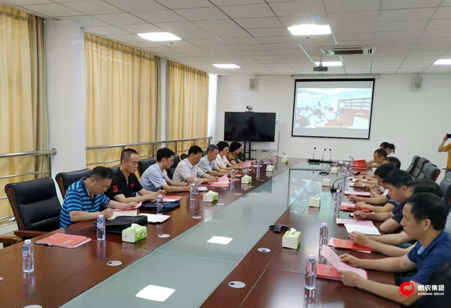 201907181620475070 ONE游戏官网-皇马巴塞赞助商