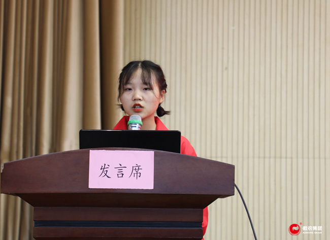 201909261811376277 ONE游戏官网-皇马巴塞赞助商