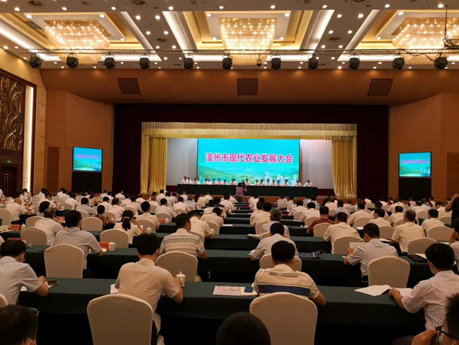 202007141429159546 ONE游戏官网-皇马巴塞赞助商