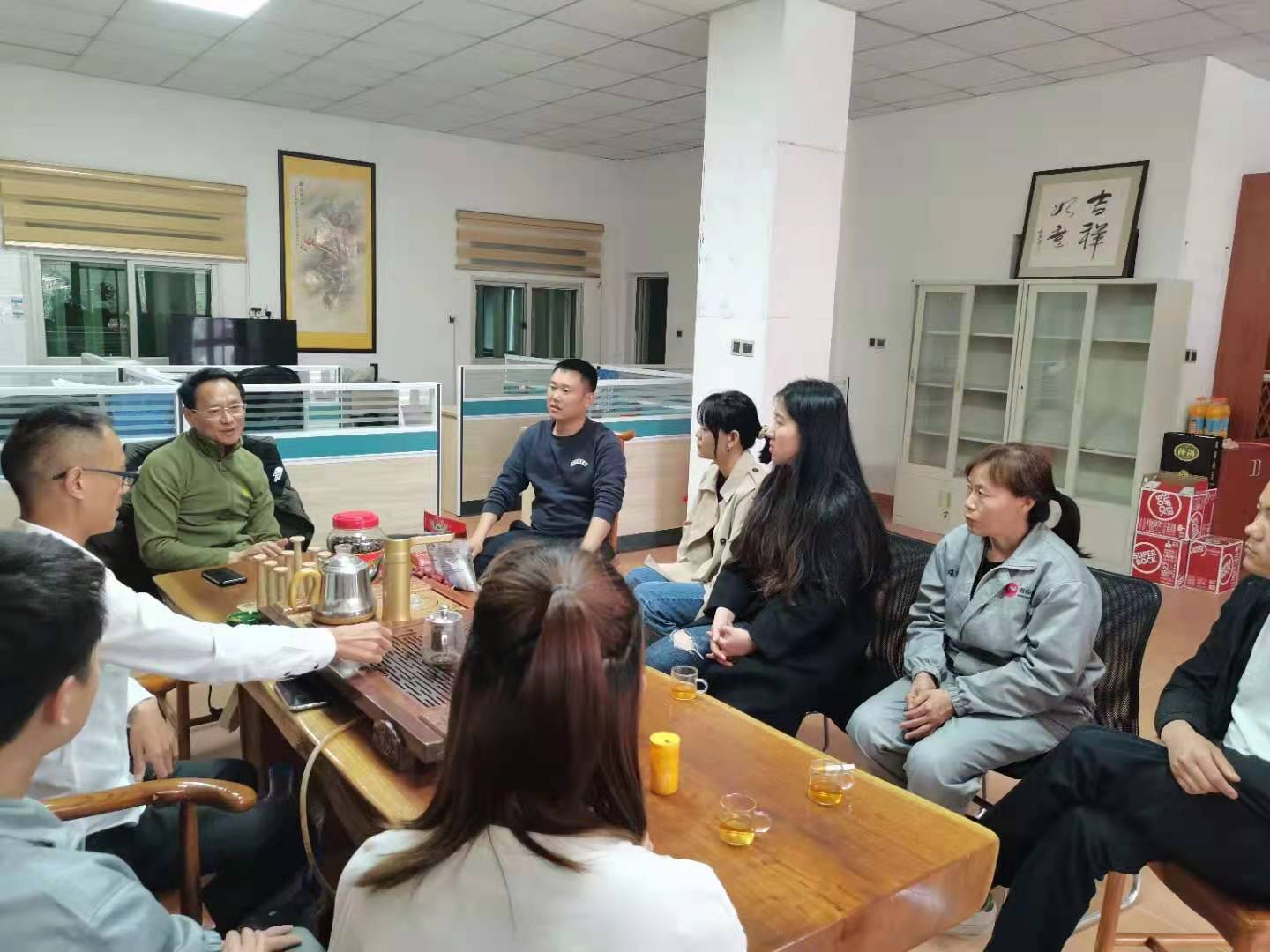 ONE游戏官网-皇马巴塞赞助商