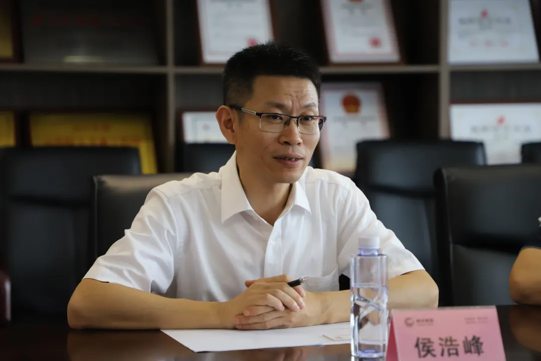 ONE游戏官网-皇马巴塞赞助商