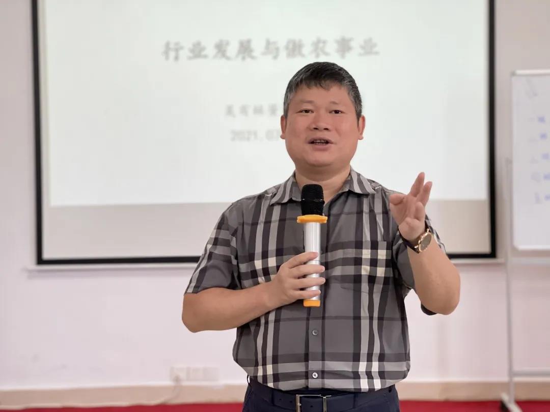 ONE游戏官网-皇马巴塞赞助商