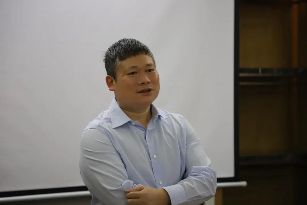 ONE游戏官网-皇马巴塞赞助商