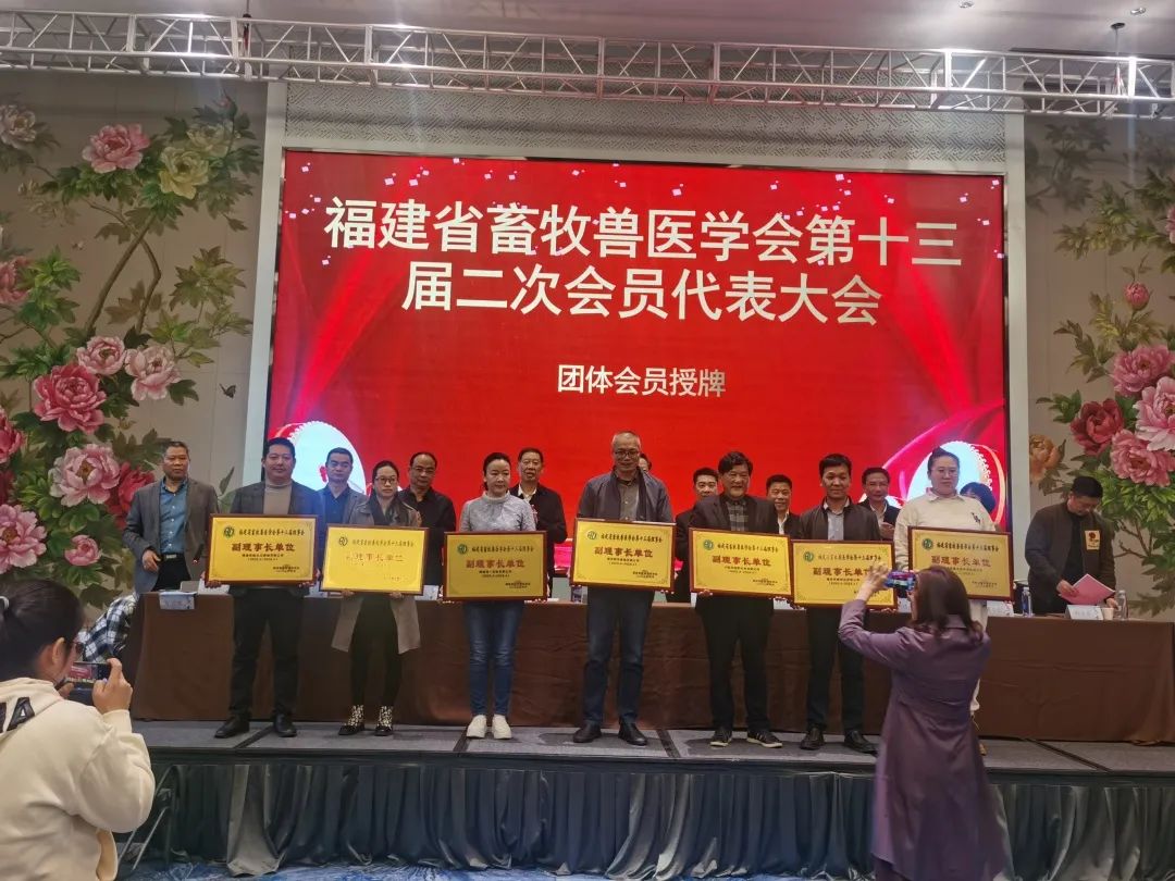 ONE游戏官网-皇马巴塞赞助商